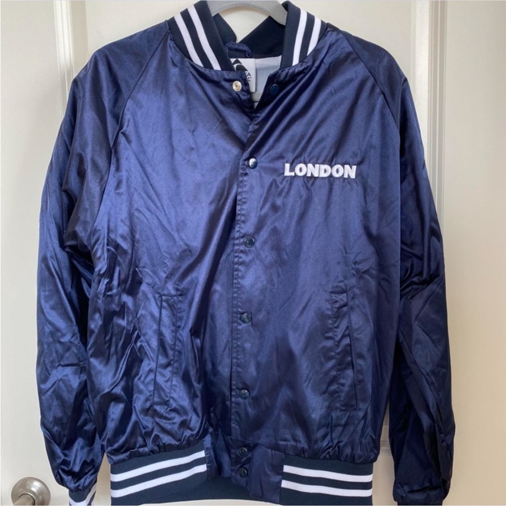 NEW HARRY STYLES NAVY LONDON ONE NIGHT ONLY FINE LINE JACKET SZ L